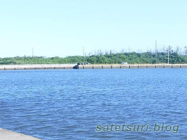 前回のハゼ釣りと同じ漁港